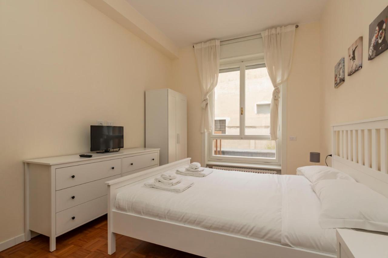 Joivy Modern 2Bed Flat With Balcony, 250M From M5 Foppa And M2 Sant'Agostino Apartment Милано Екстериор снимка